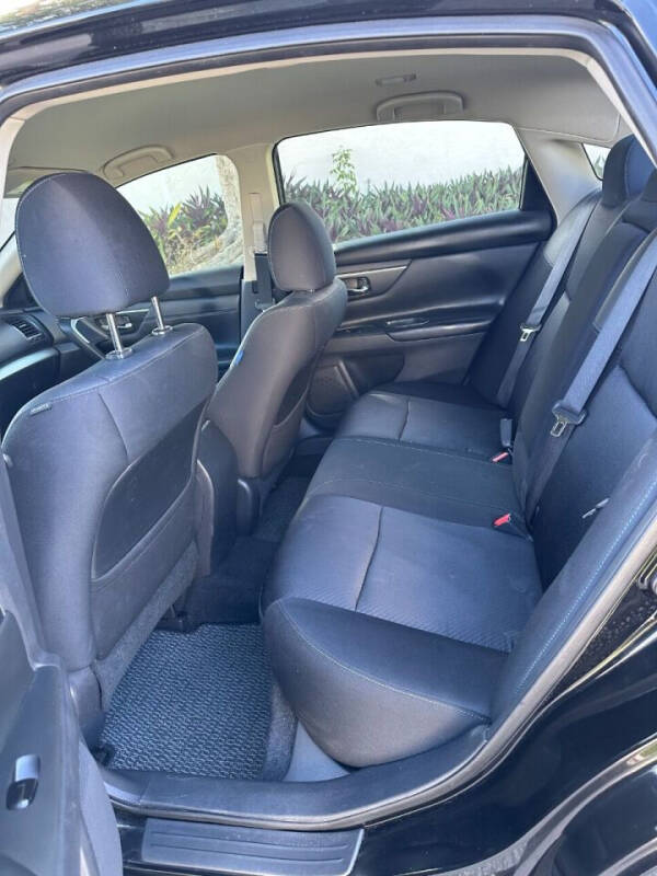 2017 Nissan Altima 2.5 SR