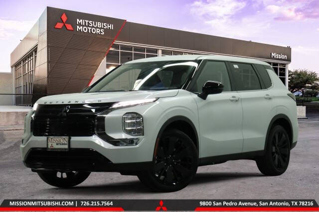 2026 Mitsubishi Outlander LE