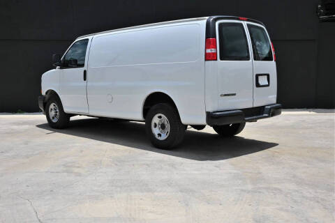2021 Chevrolet Express 2500