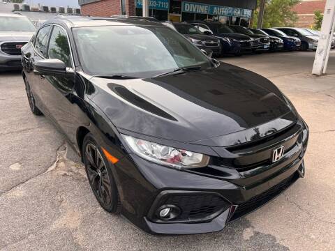 2019 Honda Civic for sale at Divine Auto Sales LLC in Omaha NE