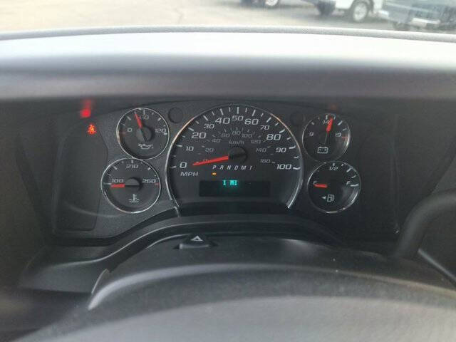 2025 Chevrolet Express 3500