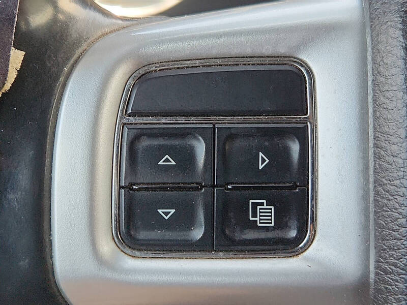 2013 Dodge Challenger SXT