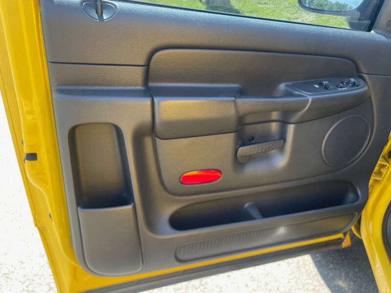 2005 Dodge Ram 1500 ST