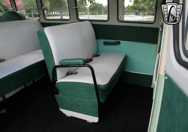 1974 Volkswagen Samba