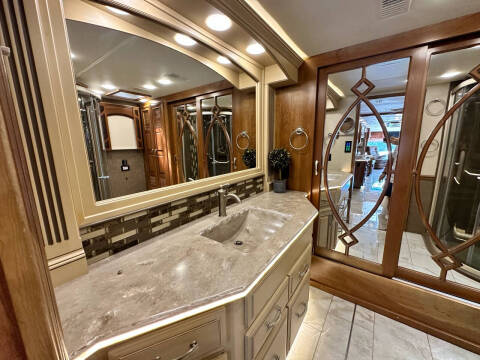 2017 Entegra Anthem 44b 1.5 Bath, 450hp Dies