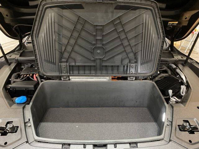 2022 Audi e-tron quattro Premium