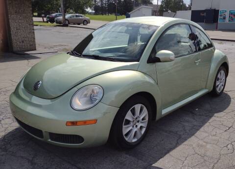2009 Volkswagen New Beetle for sale at Hern Motors - 111 Hubbard Youngstown Rd Lot in Hubbard OH