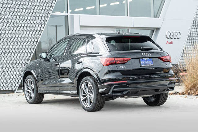 2025 Audi Q3 quattro S line Premium 45 TFSI