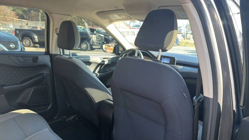 2020 Ford Escape S