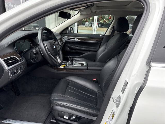 2019 BMW 7 Series 740i xDrive