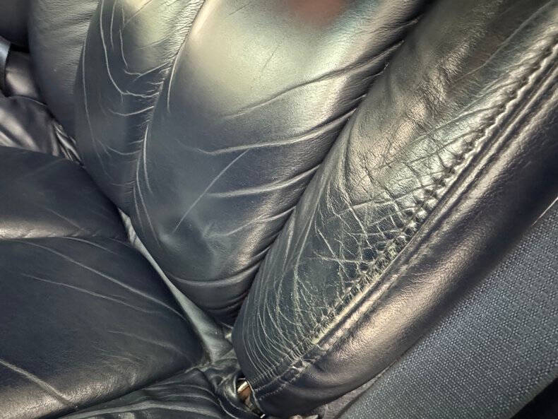 1997 Cadillac DeVille D'elegance