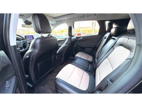 2021 Ford Escape Hybrid Titanium