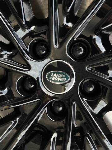 2025 Land Rover Range Rover P400 SE