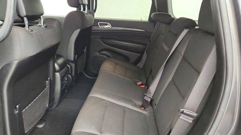 2020 Jeep Grand Cherokee Laredo E