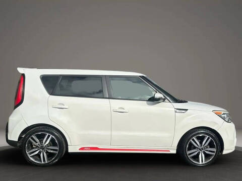 2014 Kia Soul +