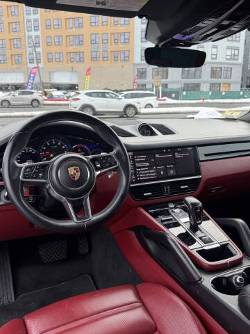 2021 Porsche Cayenne
