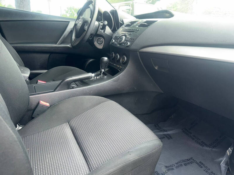 2013 Mazda MAZDA3 i Touring
