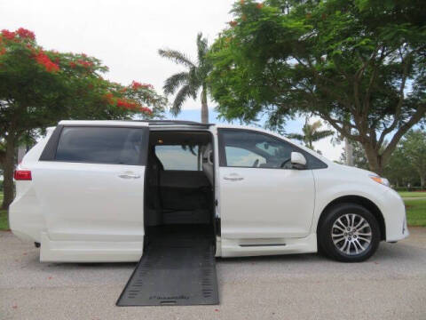 2018 Toyota Sienna XLE Premium 8-Passenger