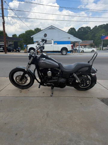 2014 Harley-Davidson Street Bob FXDB