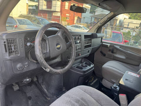 2011 Chevrolet Express 2500