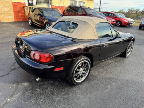 2005 Mazda MX-5 Miata LS