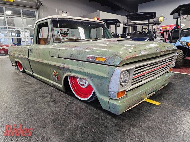 1969 Ford F-100