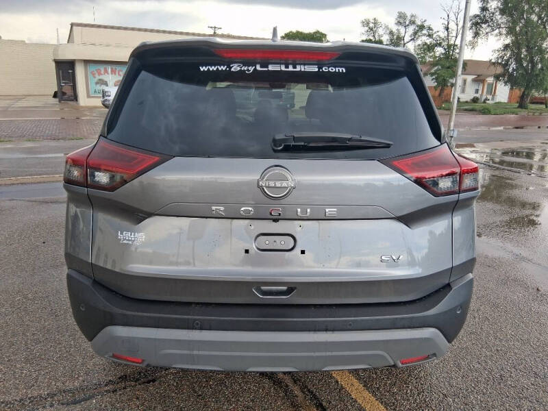 2023 Nissan Rogue SV