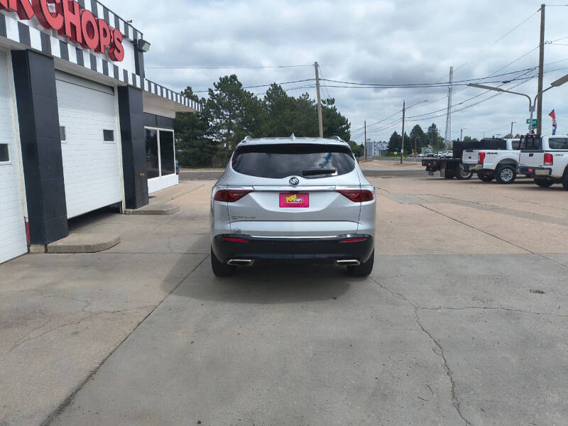 2022 Buick Enclave Premium