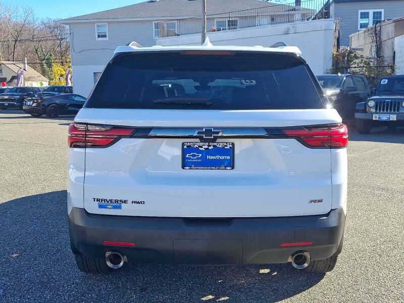 2023 Chevrolet Traverse RS