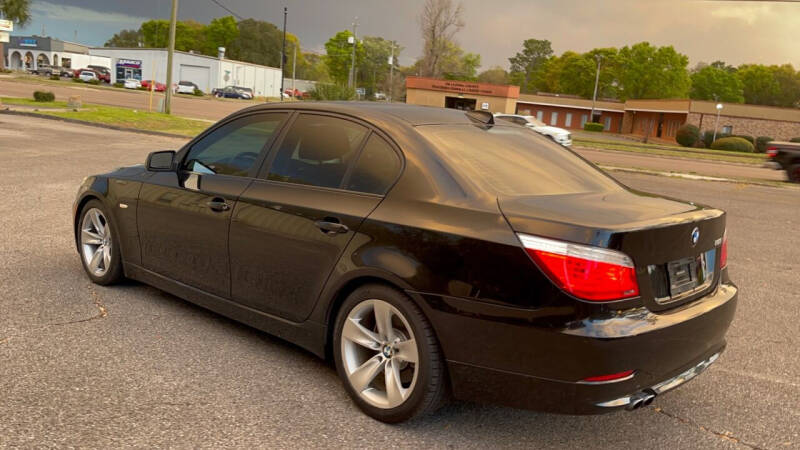 2010 BMW 5 Series 528i