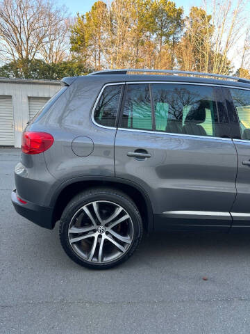 2013 Volkswagen Tiguan S 4Motion