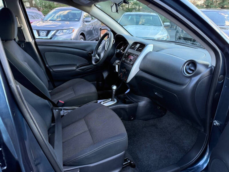 2016 Nissan Versa 1.6 SV