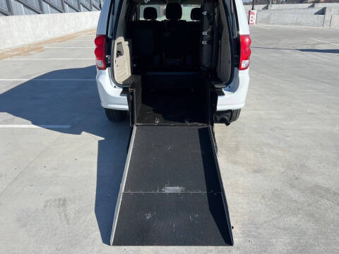 2015 Dodge Grand Caravan SE