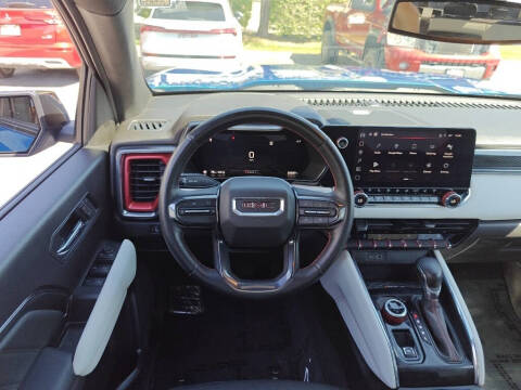 2023 GMC Canyon AT4X