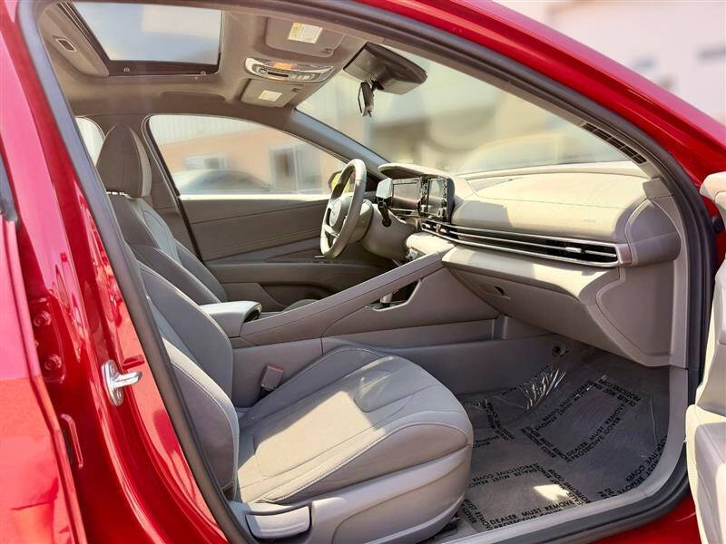 2022 Hyundai Elantra
