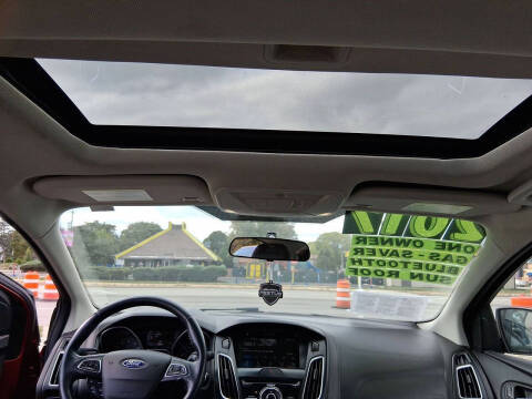 2017 Ford Focus Titanium