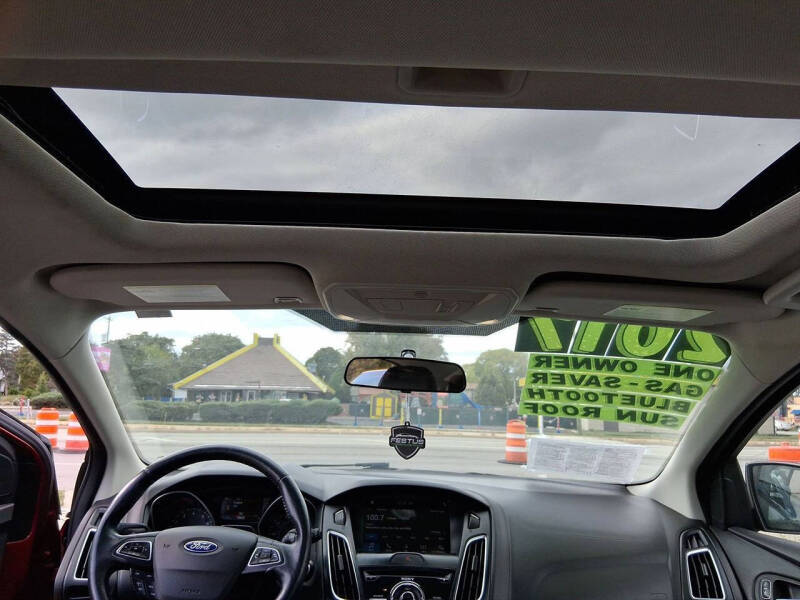 2017 Ford Focus Titanium