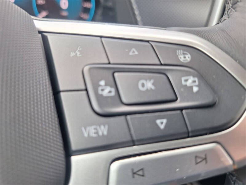 2026 Volkswagen Atlas Cross Sport SEL R-Line Black 4Motion