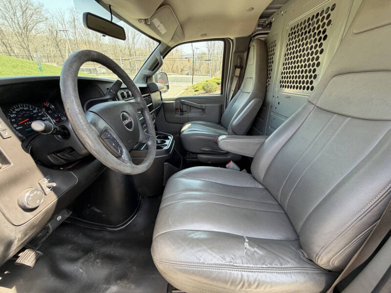 2019 GMC Savana 2500