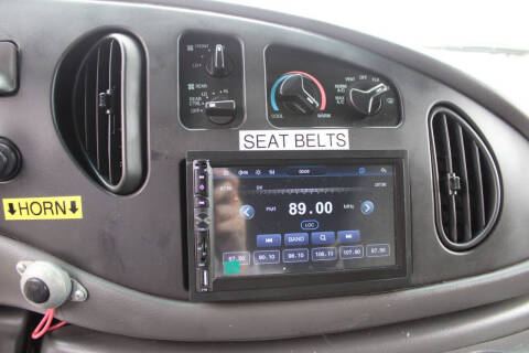 2003 Ford E-Series E-350 SD XL