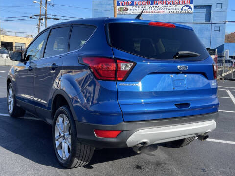 2019 Ford Escape SE