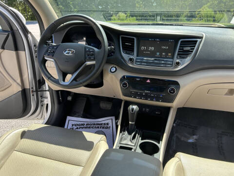 2017 Hyundai Tucson SE Plus