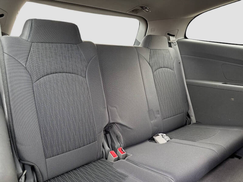 2016 Chevrolet Traverse LS