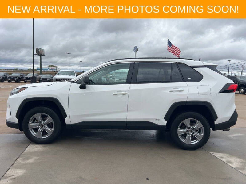 2025 Toyota RAV4 Hybrid LE