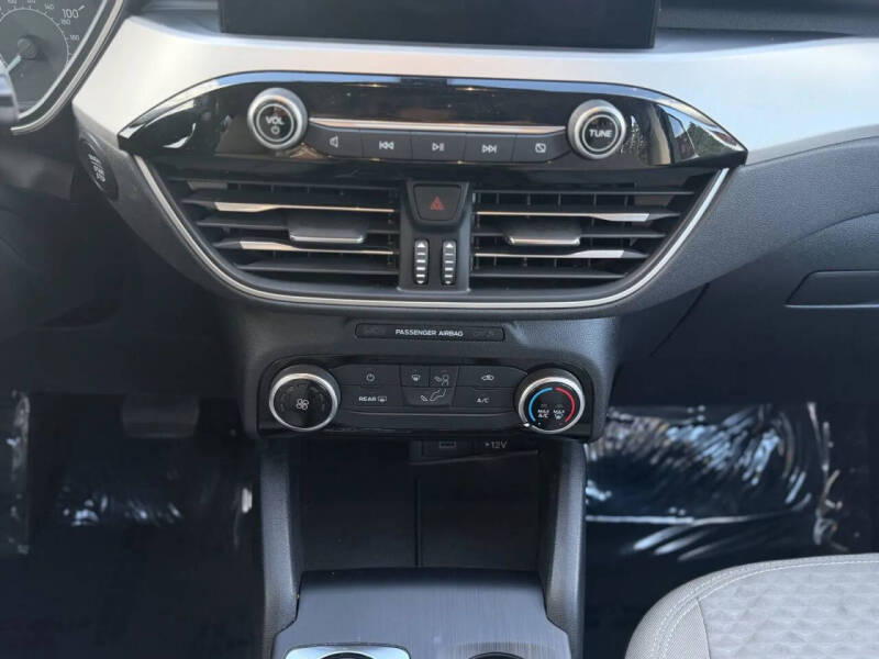 2022 Ford Escape SE
