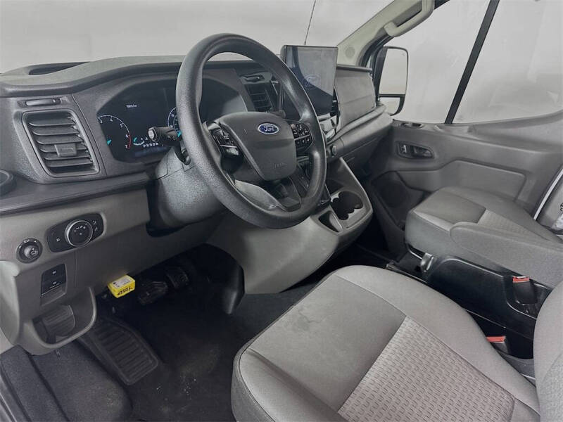 2023 Ford Transit 350 XLT