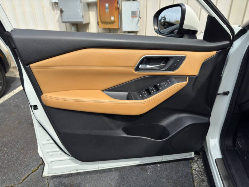 2022 Nissan Rogue Platinum