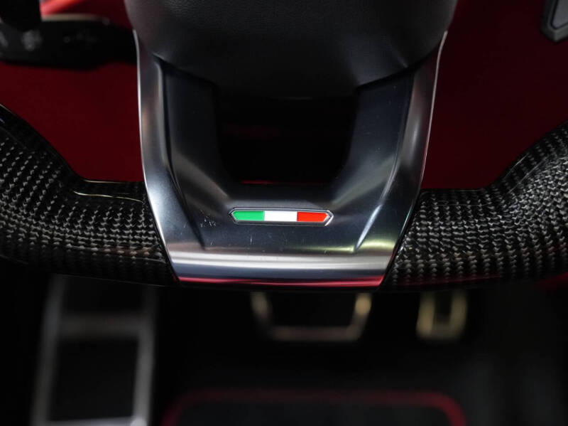 2019 Lamborghini Urus