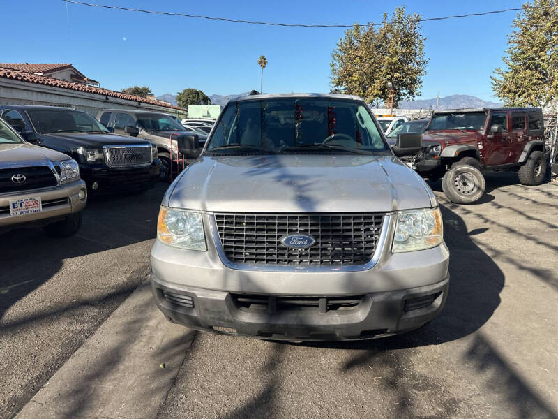 2005 Ford Expedition XLT photo 9