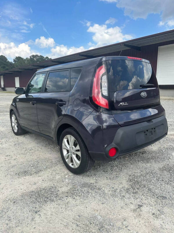 2015 Kia Soul +